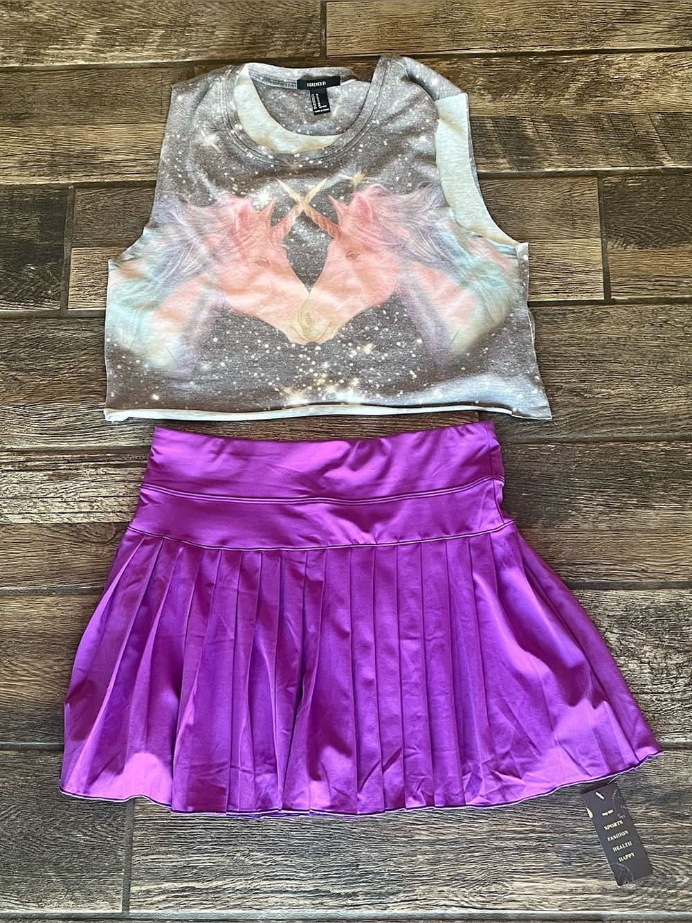 Pleated athletic skort skirt with built in shorts L & Forever 21 unicorn  top M